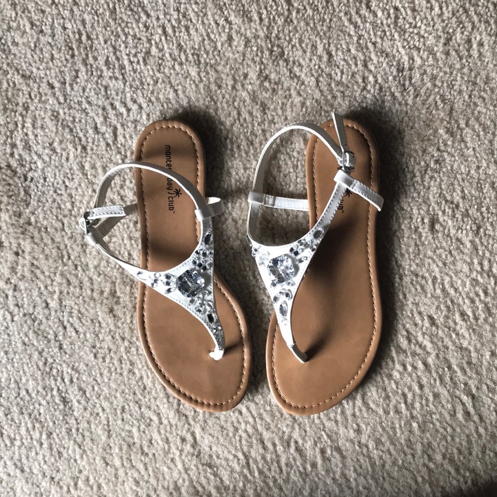 Sandles - Picture 2 of 2
